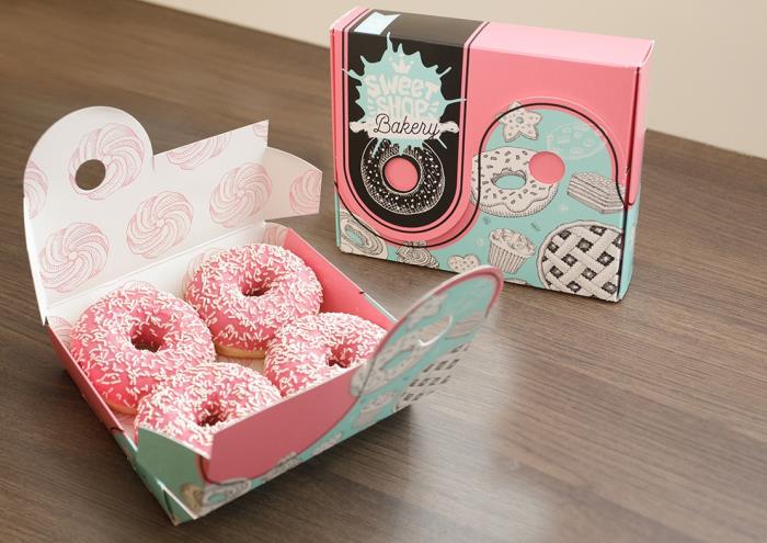 Fully recyclable barrier-coated cardboard packaging